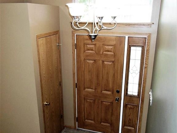 3rd image of 3431 Santana Dr