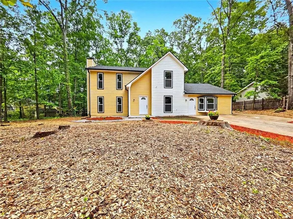 7156 Whitfield Dr, Riverdale, GA 30296