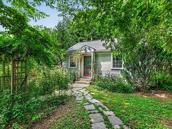 2nd image of 27 Brookdale Road