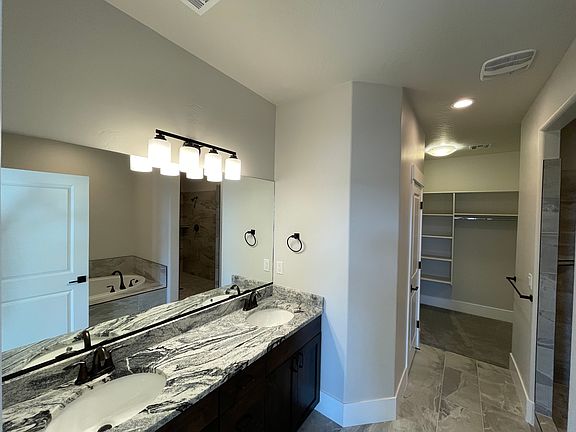 1- Master Bath_10132022