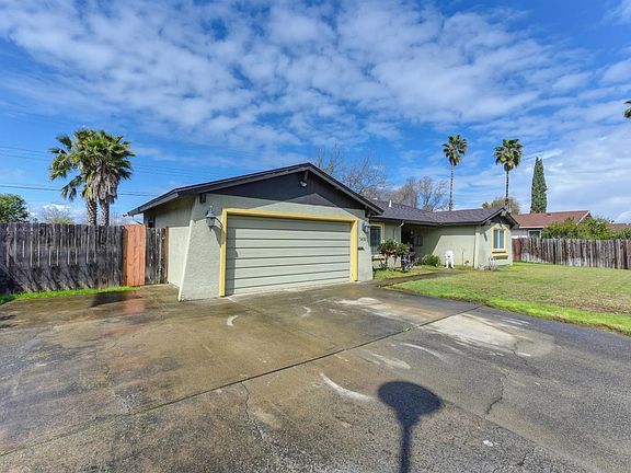 2nd image of 7492 Sylvia Way