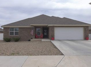 2123 Mockingbird Ln, Portales, NM 88130