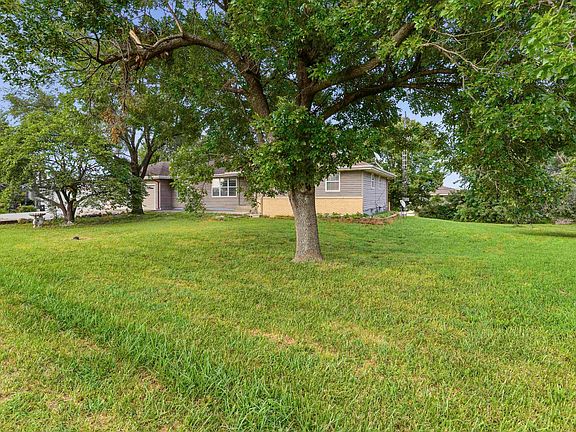 4th image of 7716 Canyon Rd