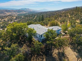 3221 Cougar St, Hornbrook, CA 96044
