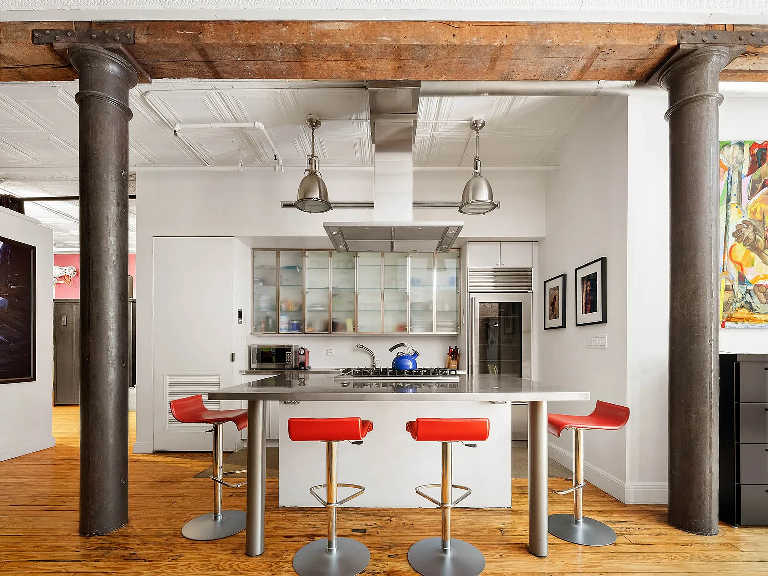 542 Broadway — Photo 4