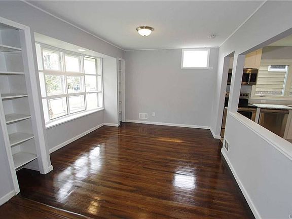 4th image of 1499 Sherwood Dr