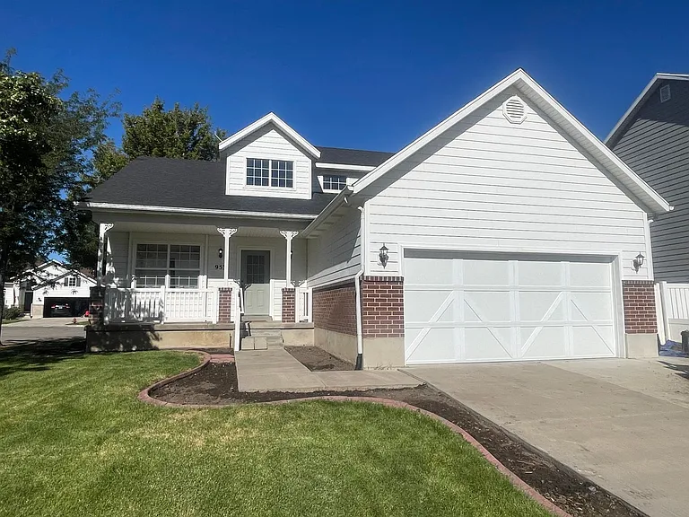 953 N Kings Crossing Dr — Photo 1