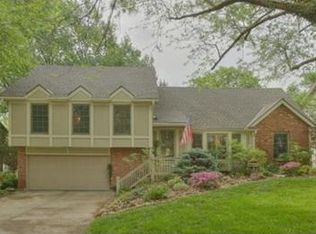 14621 W 90th Ter, Lenexa, KS 66215