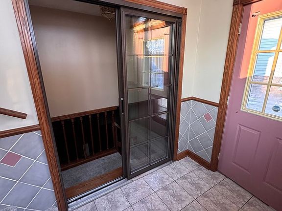 2nd image of 27 Gordon St