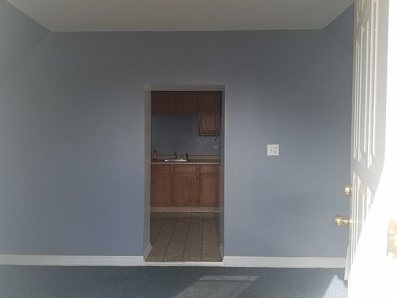 2nd image of 3319 W Potomac Ave #2nd