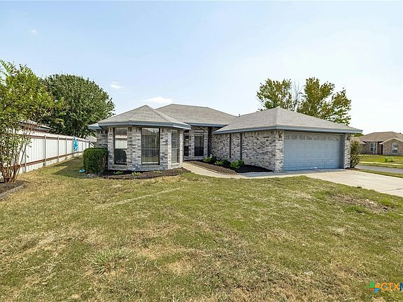 3rd image of 3802 Oak Valley Dr