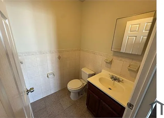 79-83 Tillinghast St #3B — Photo 2