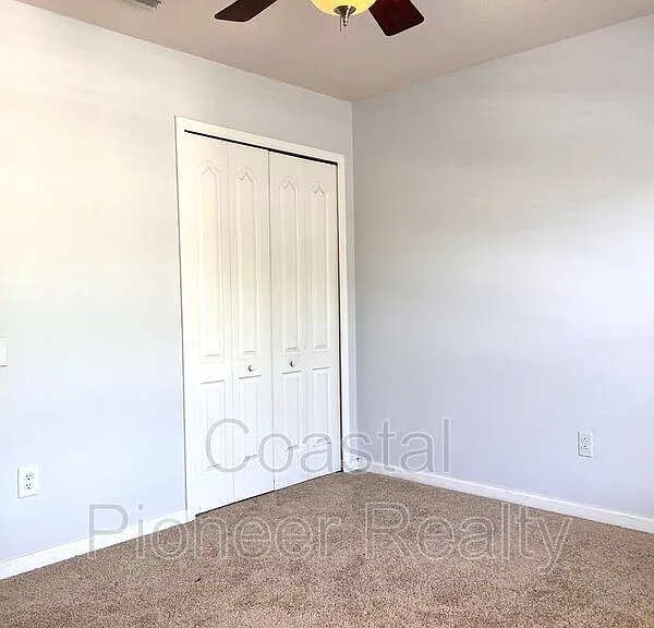 11404 Misty Isle Ln — Photo 29