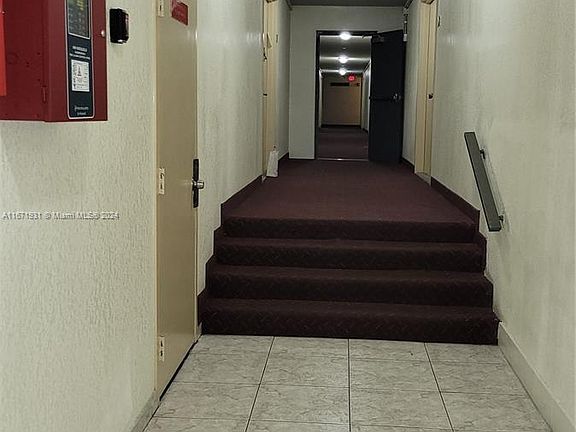 4th image of 16751 NE 9th Ave APT 308