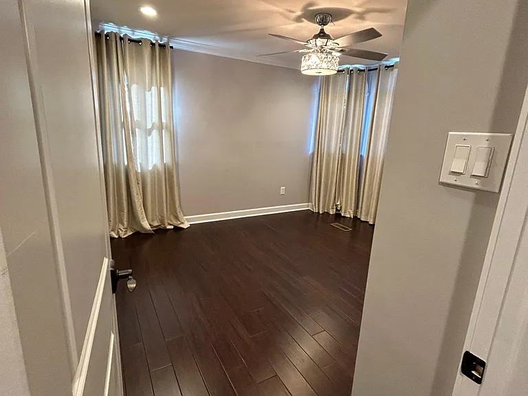 1423 Kathleen Ct — Photo 23