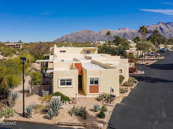 2nd image of 631 E Camino Lujosa