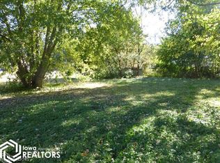 3 W Elm St, Gladstone, IL 61437