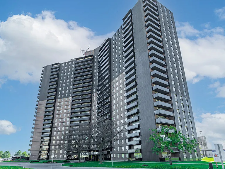 5 Capri Rd — Photo 3