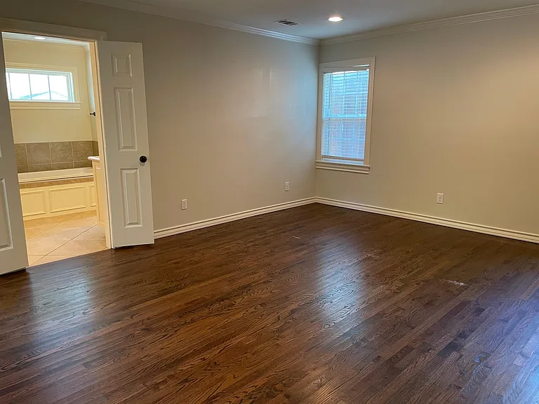4421 Birchman Ave — Photo 7