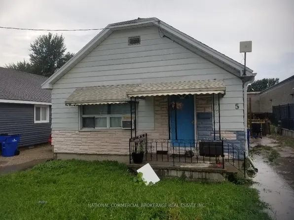 5 Arnold St, Chatham Kent, ON N8A 3P3