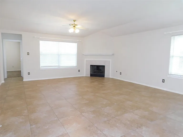 3014 Aylesworth Ct — Photo 6