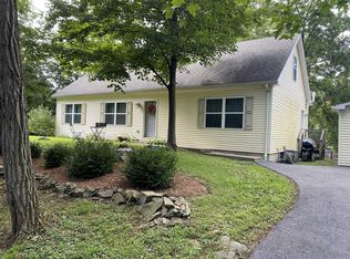 53 Fisk St, Red Hook, NY 12571