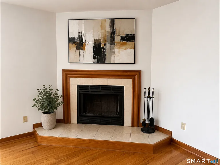 16 Platt St #3 — Photo 8