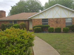 224 Sherwood Ln, Desoto, TX 75115