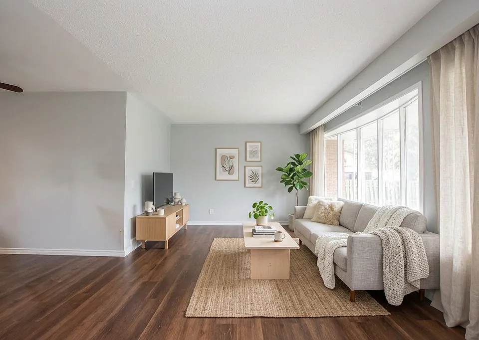 7 Sherwood Forest Trl