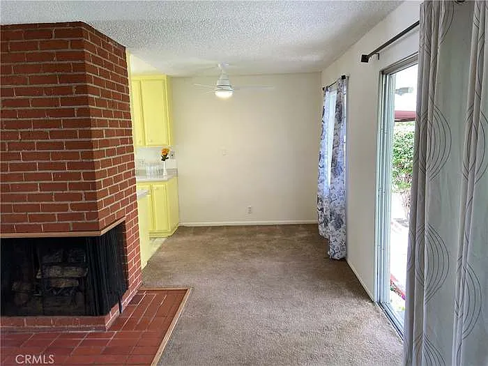 17628 Kornblum Ave — Photo 12