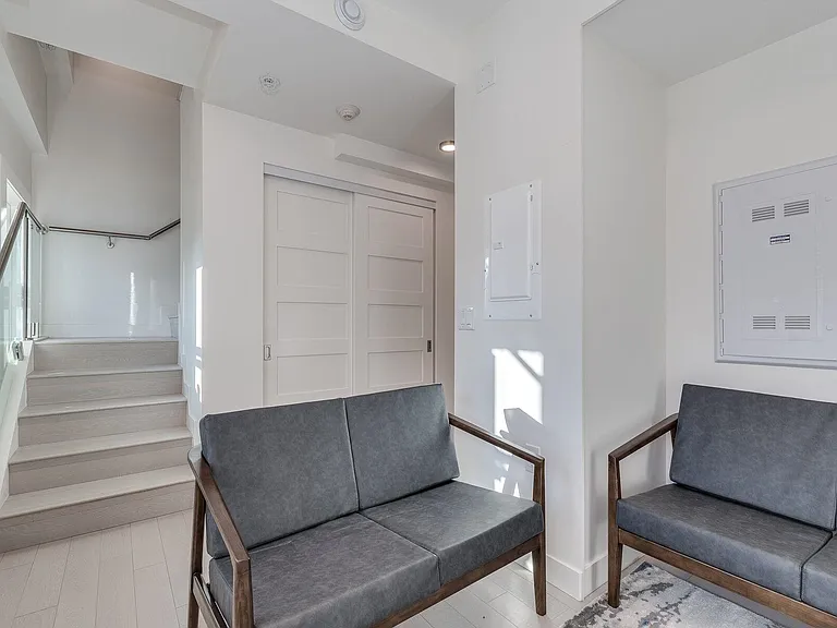 1431 Haro St #Townhouse 201 — Photo 19