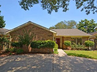 3405 Glenmeadow Dr, Rosenberg, TX 77471