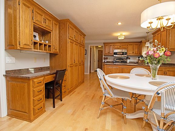 5th image of 2266 Copperfield Dr