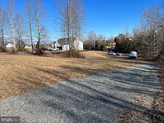 2nd image of 24 Seclusion Shores Dr