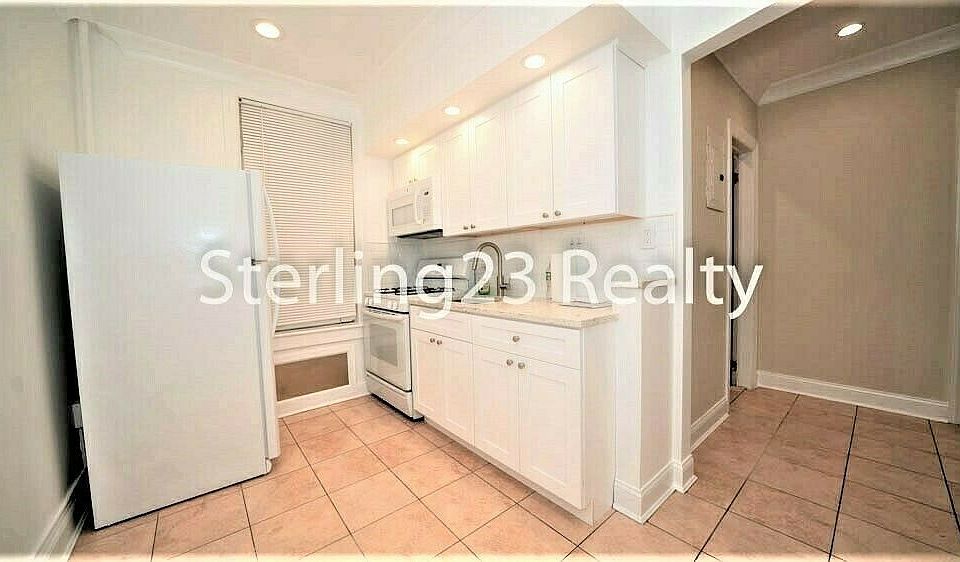 1st image of 18-29 Ditmars Blvd #D1