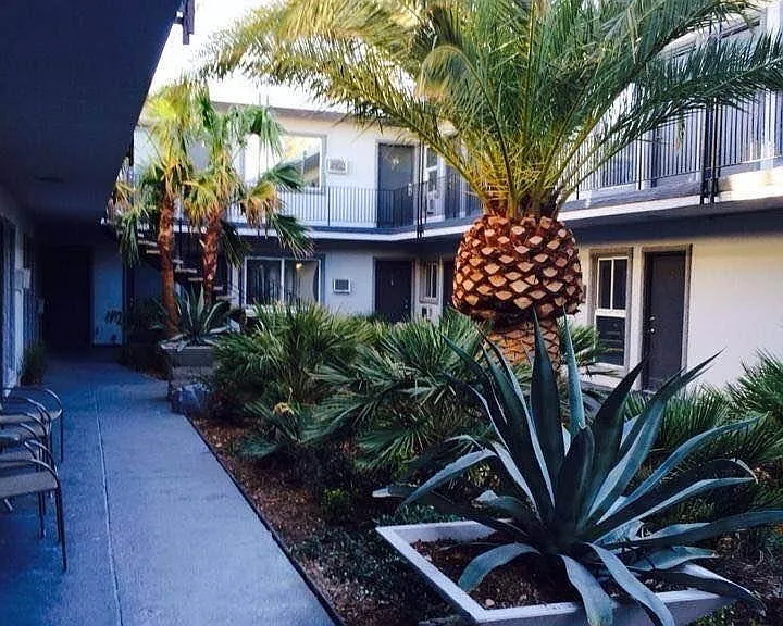 1520 S Casino Center Blvd #38 — Photo 2