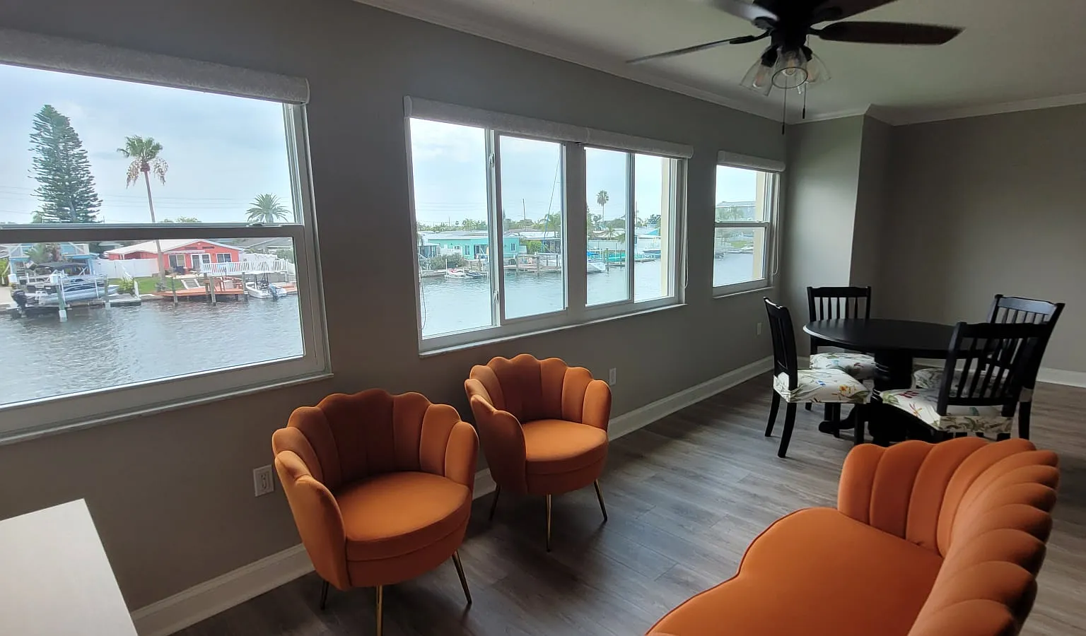 2 bed, 1388 sqft, $1,950 — Photo 2