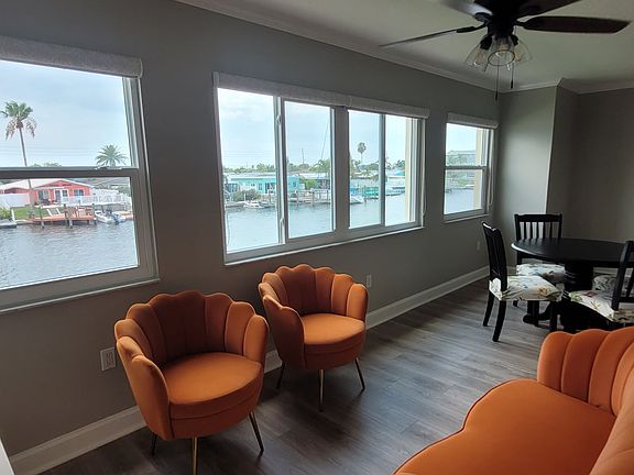 2nd image of 4542 Garnet Dr Unit 204