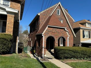 936 Peermont Ave, Pittsburgh, PA 15216