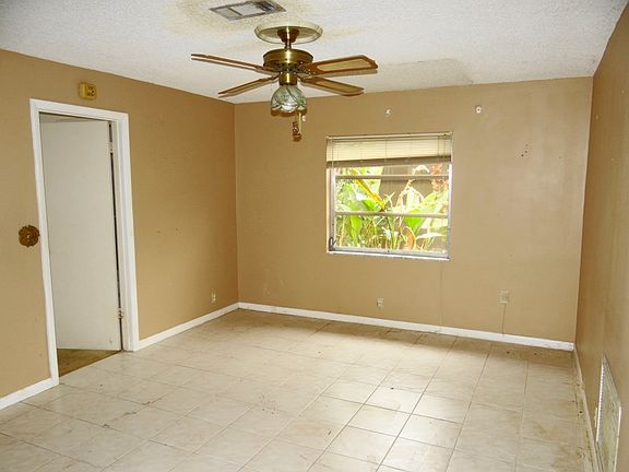 3rd image of 1150 NW 49th Ct