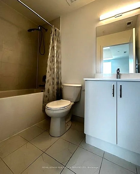 1005 Dundas St E #560 — Photo 13