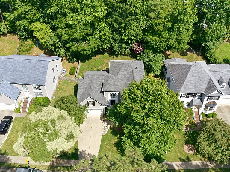 115 Lonebrook Dr — Photo 59