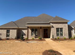 472 Crossvine Pl, Madison, MS 39110