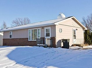 604 North St, Maxwell, IA 50161