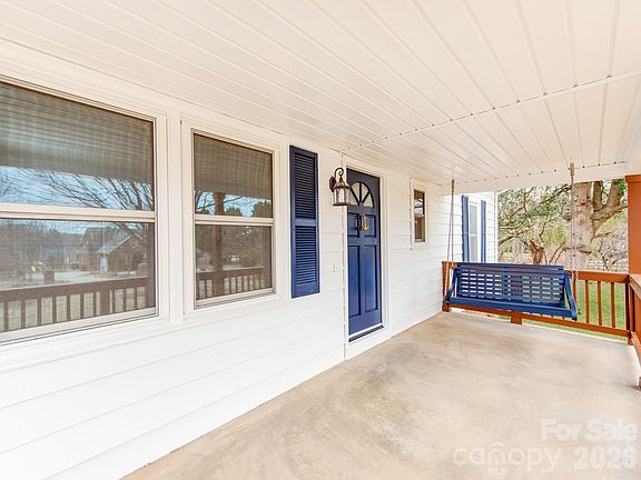 4th image of 14947 Hough Rd