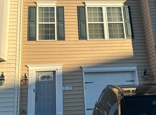 217 Hidden Brook Dr #1, Fredericksburg, VA 22405