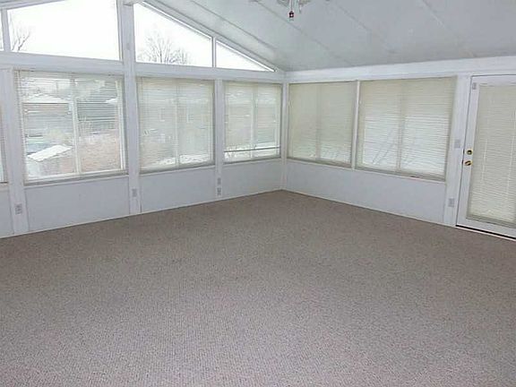 3rd image of 3709 Burton Ave