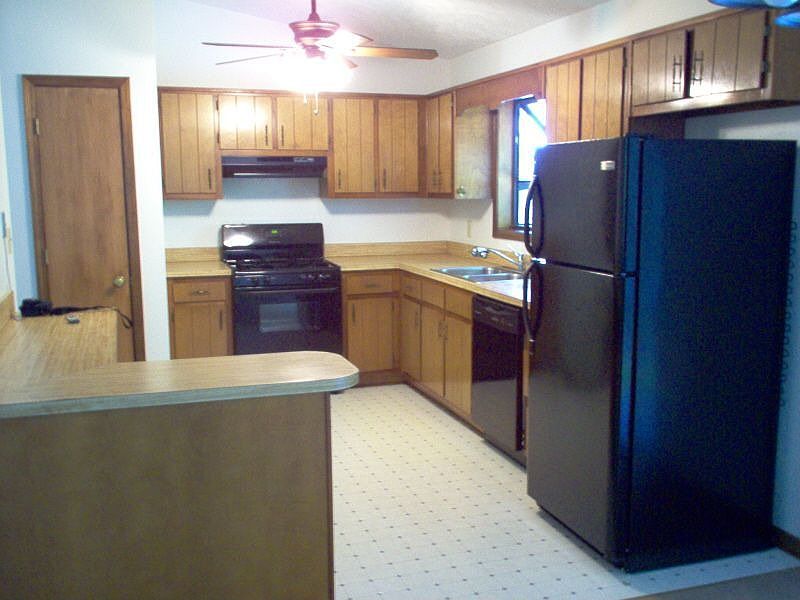 Appliances included