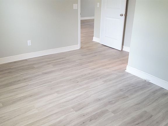 5th image of 108 Bonielane Dr