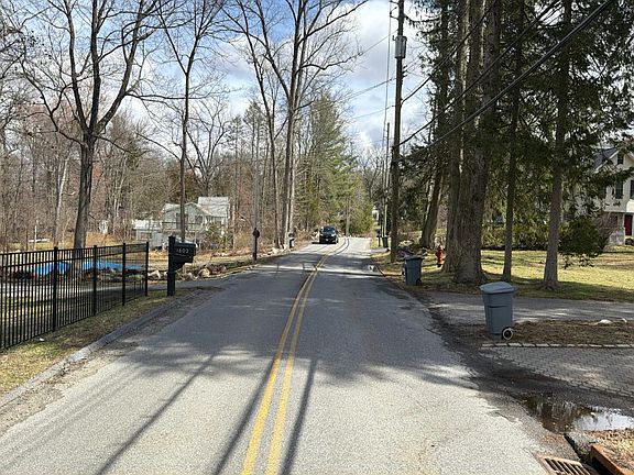 4th image of 1805 Amazon Rd